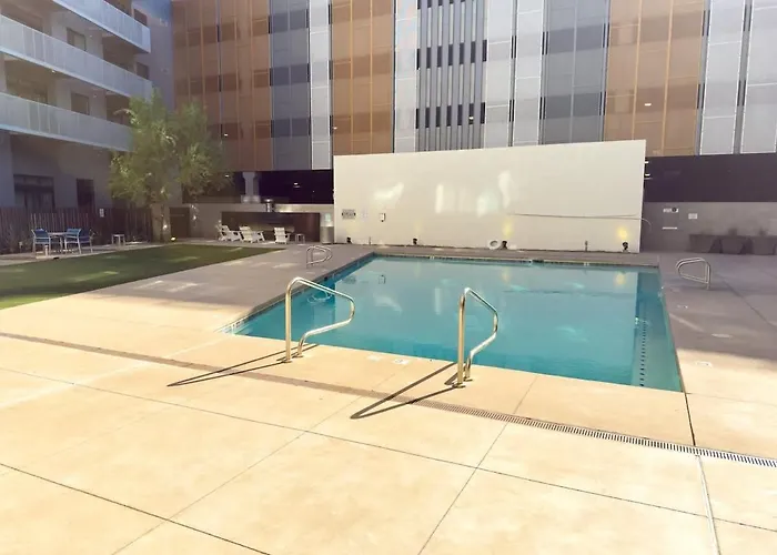 Centric 2br In Heart Of Dtphx Free Garage Parking Apartamento Phoenix